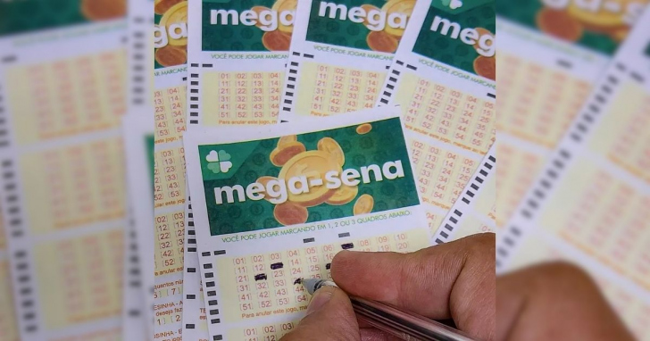 Prêmio de R$ 50 milhões será sorteado na Mega-Sena nesta terça-feira (20) | Foto: Rafa Neddermeyer/Agência Brasil