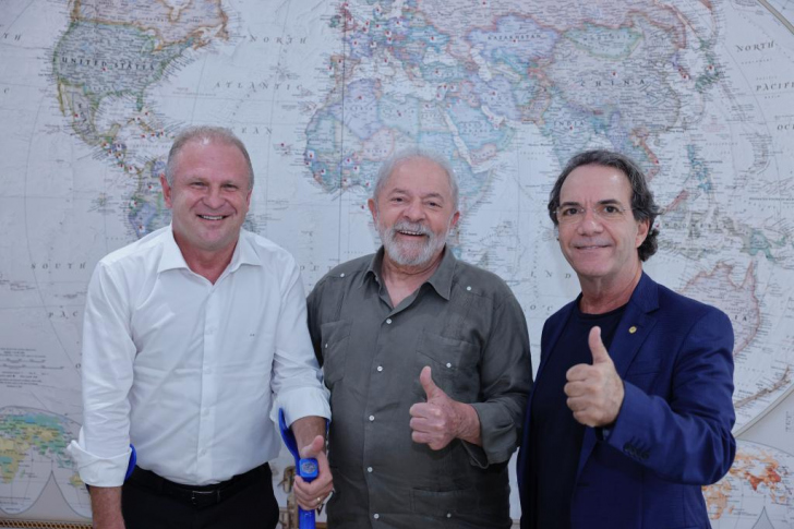 Merisio com Lula e Décio Lima em São Paulo nesta quarta / Foto: Divulgação