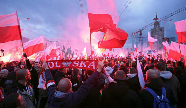 Marcha de 100 mil nacionalistas marcou Dia Nacional na Polônia