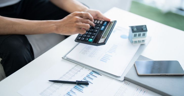 Planejamento financeiro ganha ainda mais importância na reta final do ano | Foto: Canva/4oito