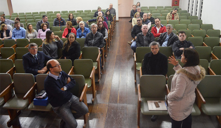 Reunião da Comissão de Moradores do Pio Correa no dia 20 (foto: Daniel Búrigo/ Jornal A Tribuna)