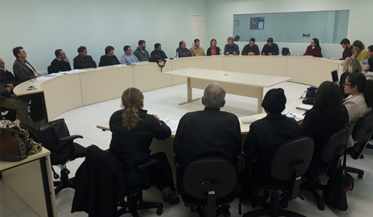 Reunião sobre alteração do Plano de Manejo da APA da Baleia Franca (foto: reprodução/ Prefeitura de Laguna)