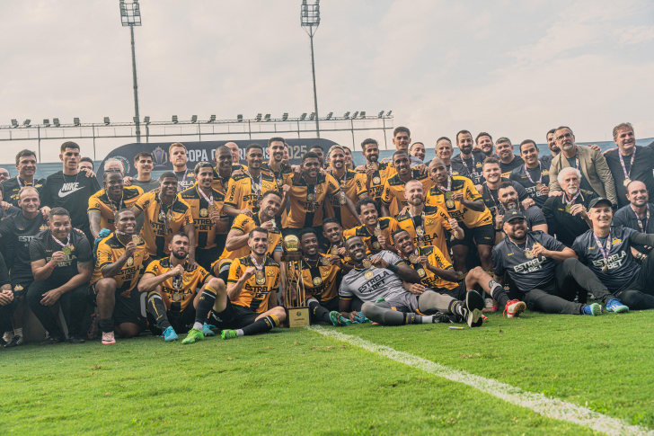 Após título da Recopa, jogadores do Criciúma se reapresentam no CT
