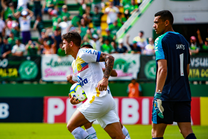Catarinenses nos embalos das manhãs no futebol