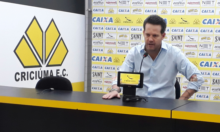 Argel: "Minha CNH está sim cassada"