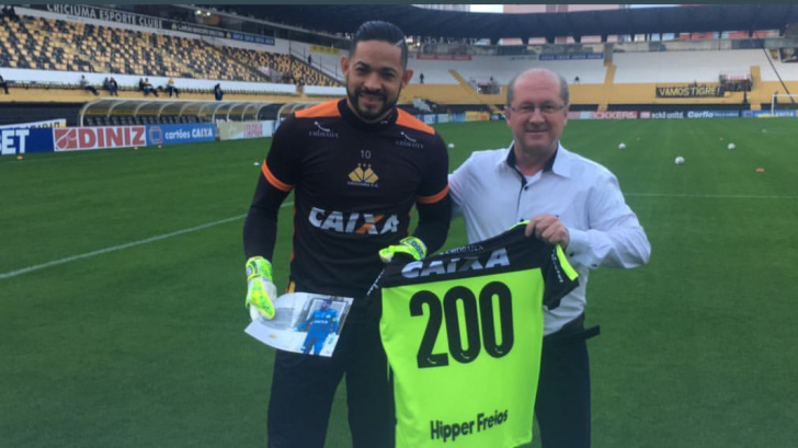 Dal Farra homenageia Luiz e promete reforços 