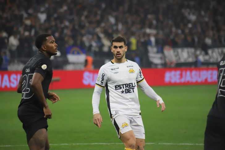 Felipe Vizeu convoca o torcedor para domingo: “São 20 mil jogadores”