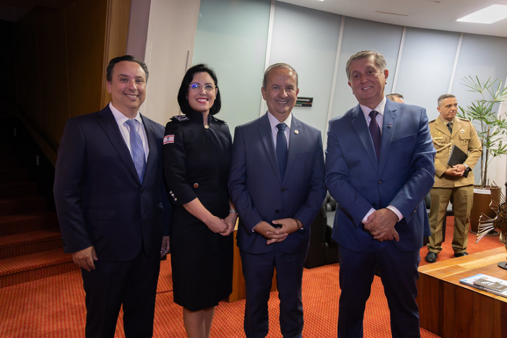 Os fatos em fotos: Vagner Prefeito, Jorginho (e o filho) com Topázio, Carmem 1ª prefeita de Lages