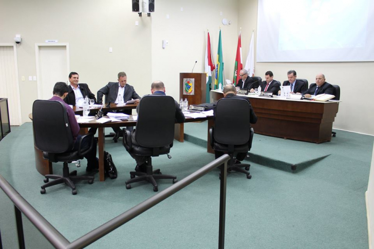 Ah... se a gestão fosse menos pública e mais privada