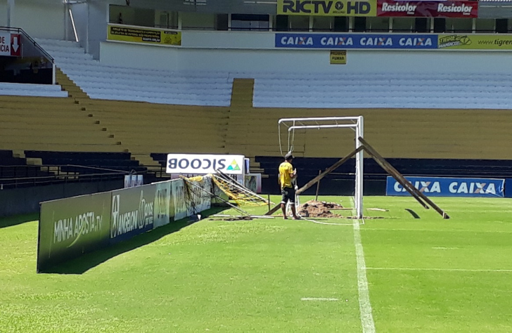 Por ordem da CBF, Tigre diminui o gramado