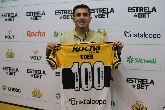 Ao completar 100 jogos pelo Criciúma, Eder reconhece que carreira está chegando ao fim