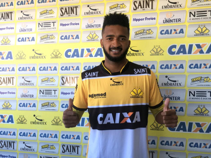 Artur liberado para estrear. Zé e Sueliton fora