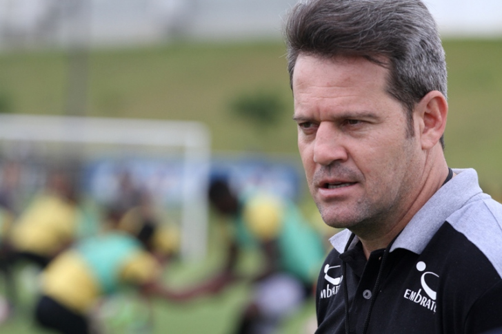 O jogo de seis pontos para Argel