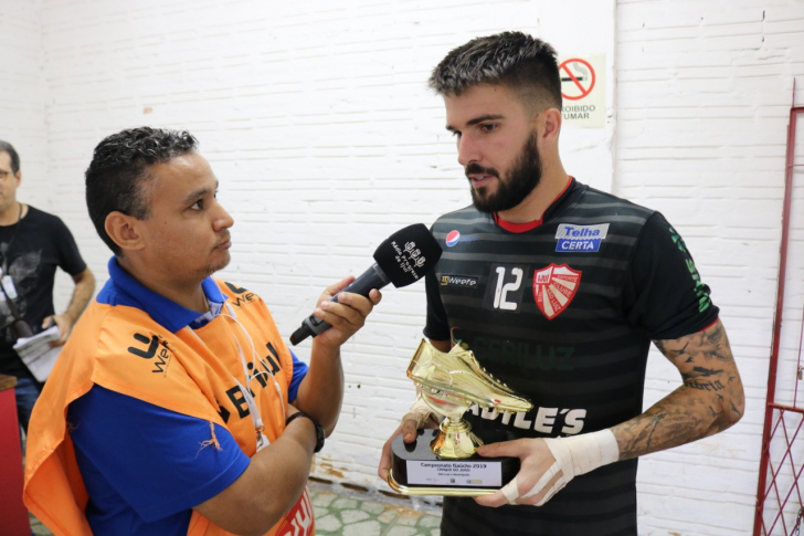 Rumo ao Tigre, goleiro se despede do São Luiz