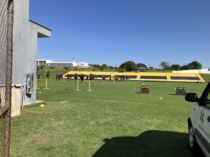 Jogadores do Criciúma iniciam a semana com trabalhos físicos intensos
