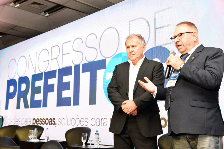 Em palestra em Floripa, Zico aposta na Seleção