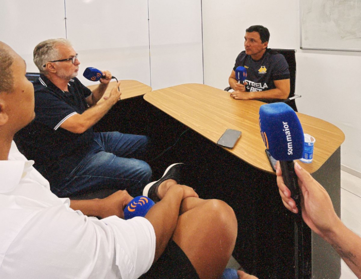 Zé Ricardo avalia a tabela do Criciúma no Estadual e diz que quer trabalhar para o clube