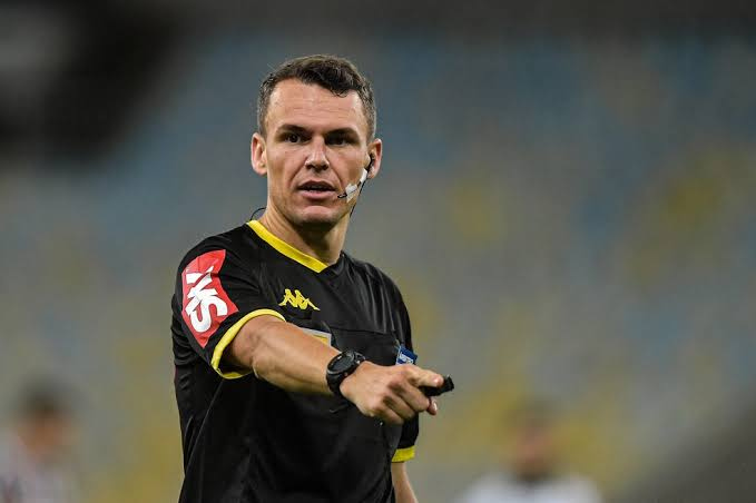 Paulo Cesar Zanovelli apita Operário/MS x Criciúma 