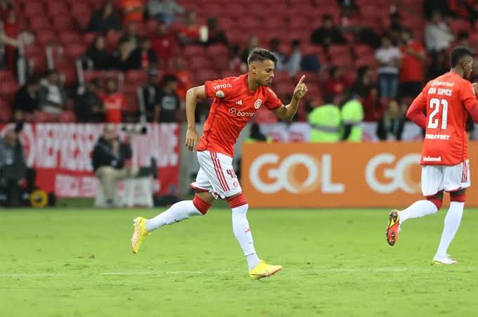 Gabriel Barros deve chegar por empréstimo ao Criciúma
