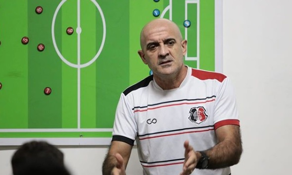 Itamar na estrada para Criciúma. No último clube, teve polêmica