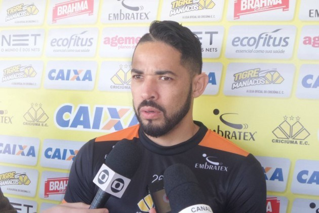 Sport e Vitória querem Luiz. Tigre pede R$ 2 mi