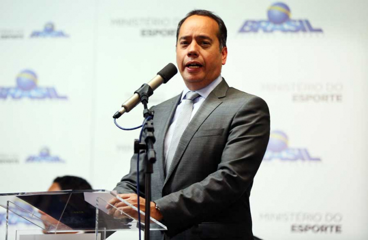 Ministro confirmado hoje. Tigre com reforços amanhã