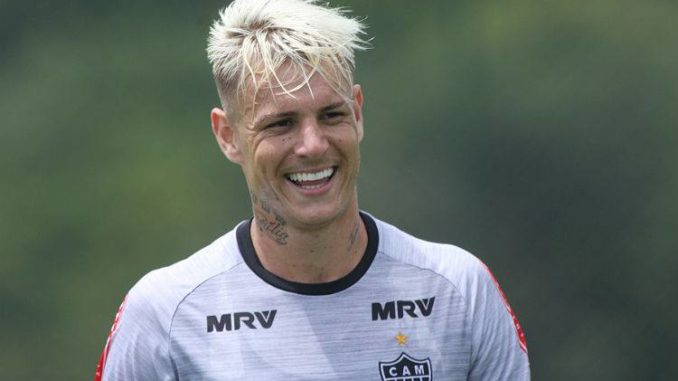 Róger Guedes: China apressada, Palmeiras e Atlético espertos. E o Criciúma, cedeu...