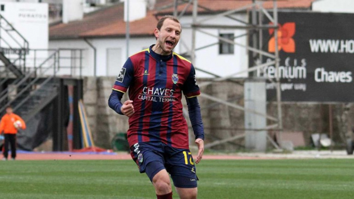 Renan Bressan perto do Criciúma