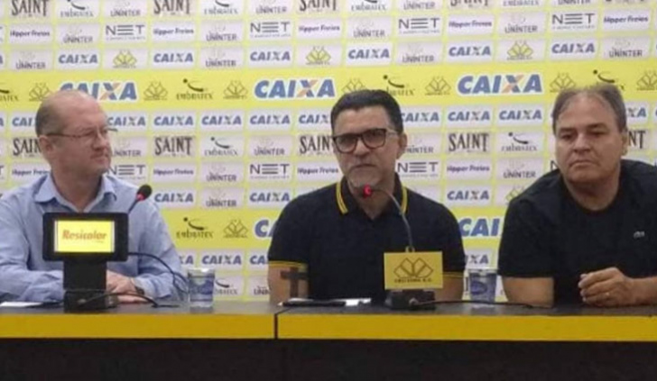 Ricardo Rocha se despede via Twitter (VÍDEO)
