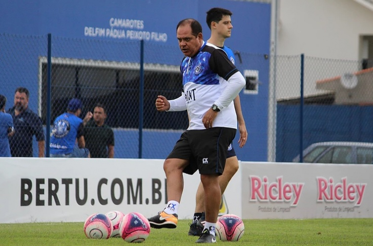 "O Criciúma nunca correu risco de cair"