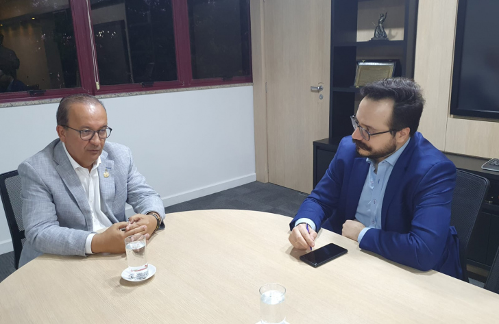 O Fato em Foto: Rafael Nogueira, novo presidente da FCC, se reúne com Jorginho