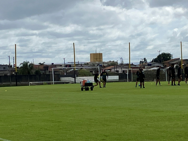 Walisson Maia deve ir para o jogo; Hygor, não