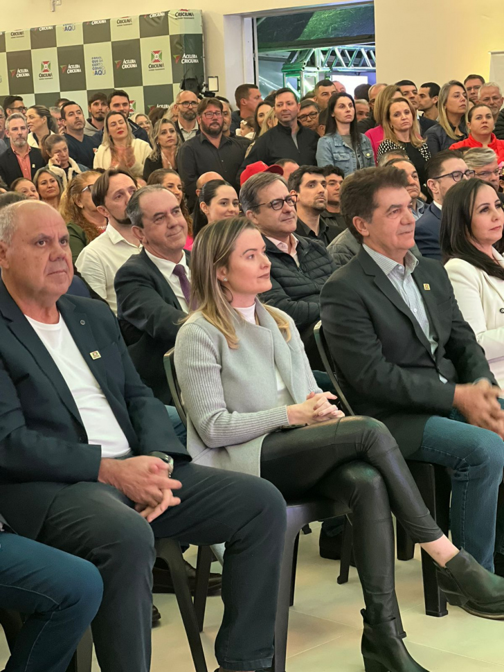 O Fato em Foto: Arleu & Júlia & Clésio juntos e lado a lado 