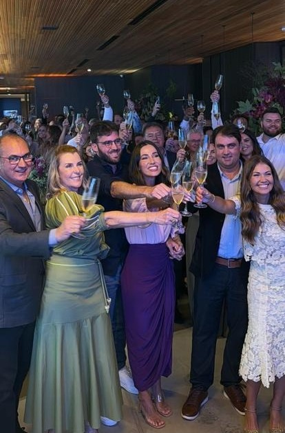 João Paulo inaugura Thera, lança condomínio e anuncia empreendimento para Criciúma (AUDIO)