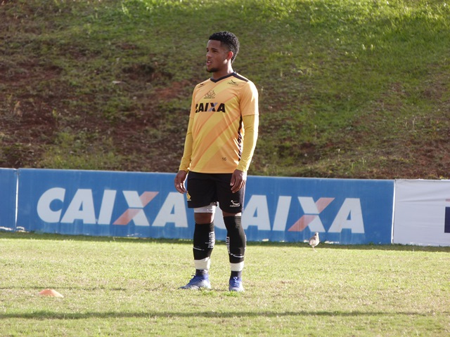 Vitor Feijão e... incógnita no ataque do Criciúma