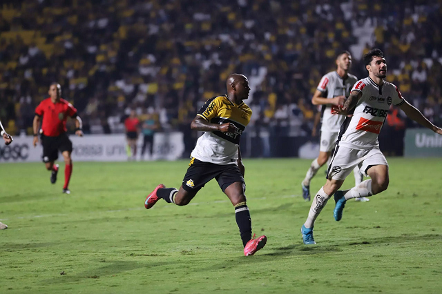 Foto: Celso da Luz / Criciúma