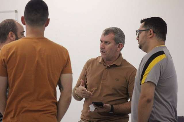 Comissão técnica tricolor já se reuniu nesta quarta-feira