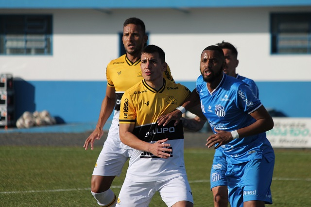Criciúma enfrenta o Caravaggio em jogo-treino