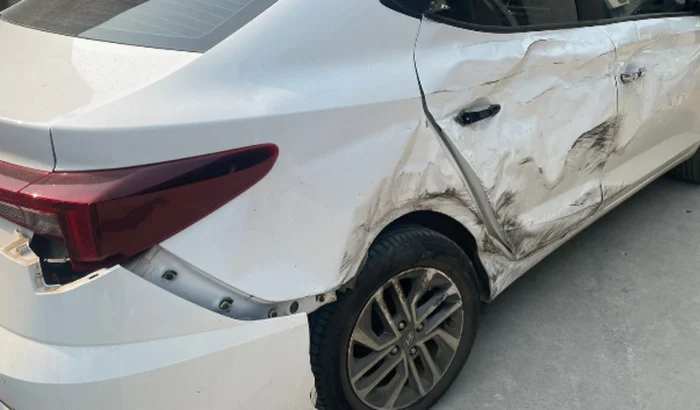 Solidariedade em movimento: Vakinha para consertar carro atingido por bandidos