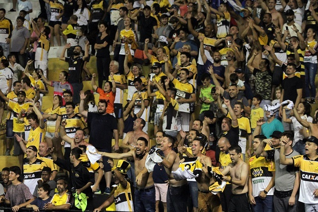 Criciúma coloca três ônibus para a torcida