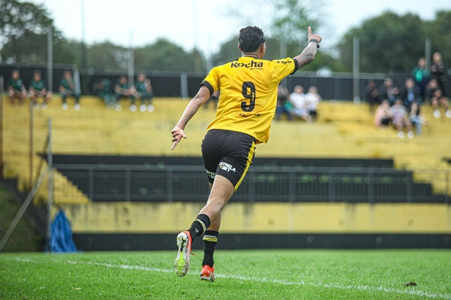 Criciúma Sub-20 vence o Coxa pela Copa Sul (Foto: Cleiton Ramos)