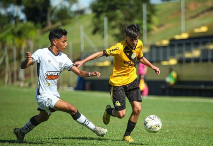 Estadual: contra o Figueirense, sub-15 goleia e sub-17 faz placar mínimo