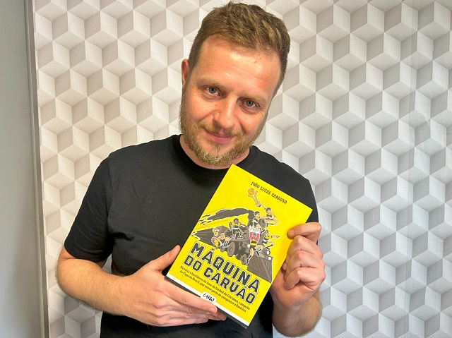 Livro sobre época de ouro do Criciúma, "Máquina do Carvão" será lançado em 28 de maio