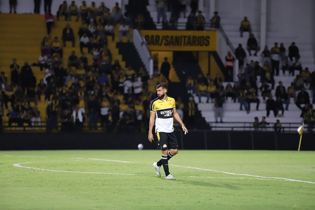 Luciano Castán será desfalque pela primeira vez no ano