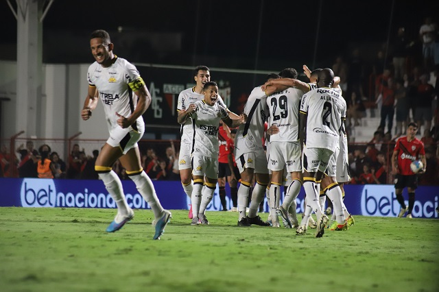 Criciúma venceu de virada pela segunda vez no ano