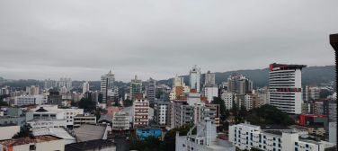 Notícia - [Áudio] Semana inicia com chuva e frio