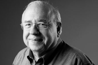Notícia - Morre Luis Fenando Veríssimo, aos 88 anos em Porto Alegre