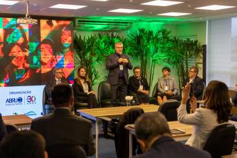 Notícia - UniSatc acompanha debate sobre estratégias das IES comunitárias no Brasil