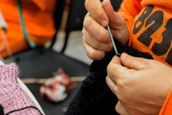 Notícia - Artesanato na Penitenciária Feminina de Criciúma transforma vidas e beneficia a comunidade