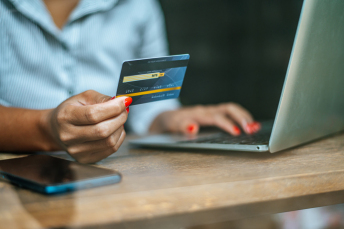 Notícia - Cartão dinâmico: a nova era da segurança nas suas compras online